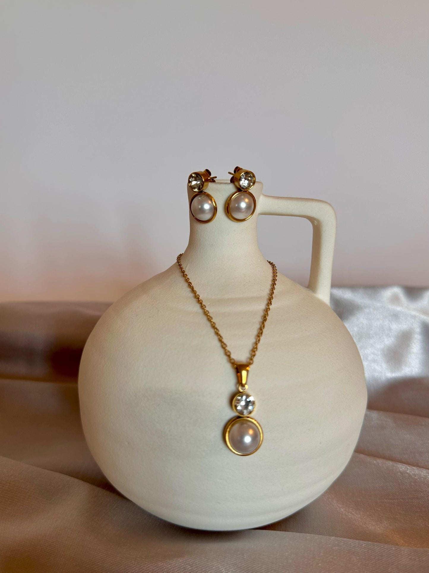 Gold Plated Pearl Jewellery Set