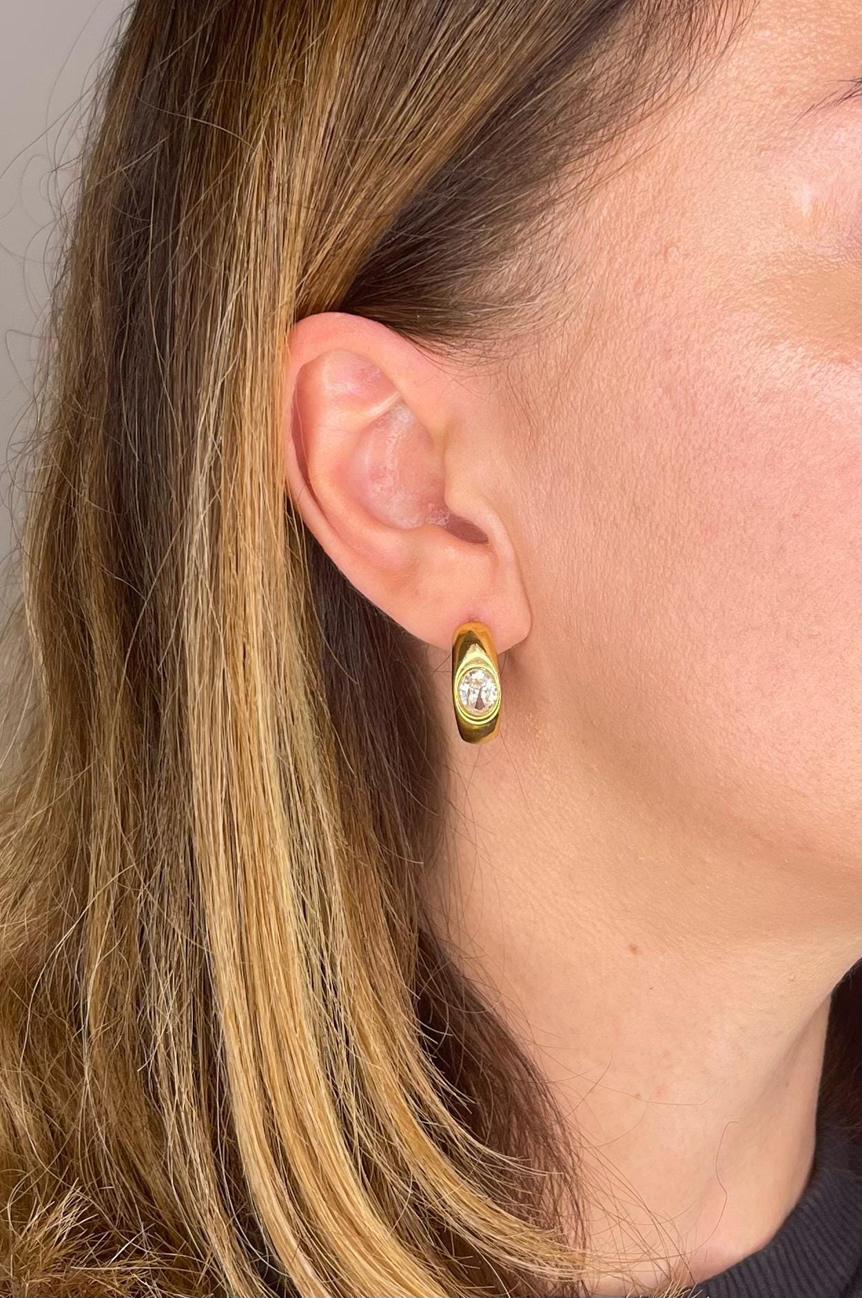 18K Gold Plated Oval Hoop Earrings: Crystal Stone, Hypoallergenic Stainless Steel