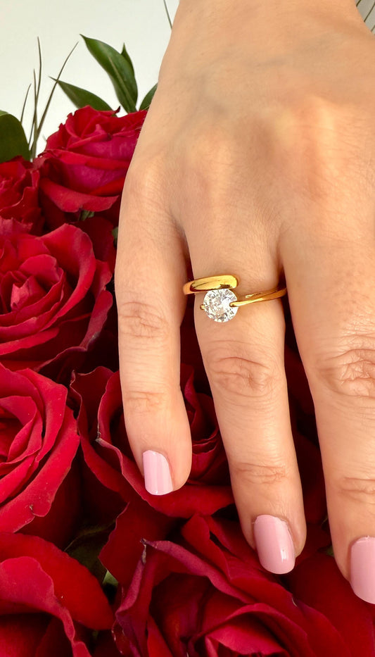 18K Gold Plated Solitaire Ring: Stainless Steel Minimalist Jewelry