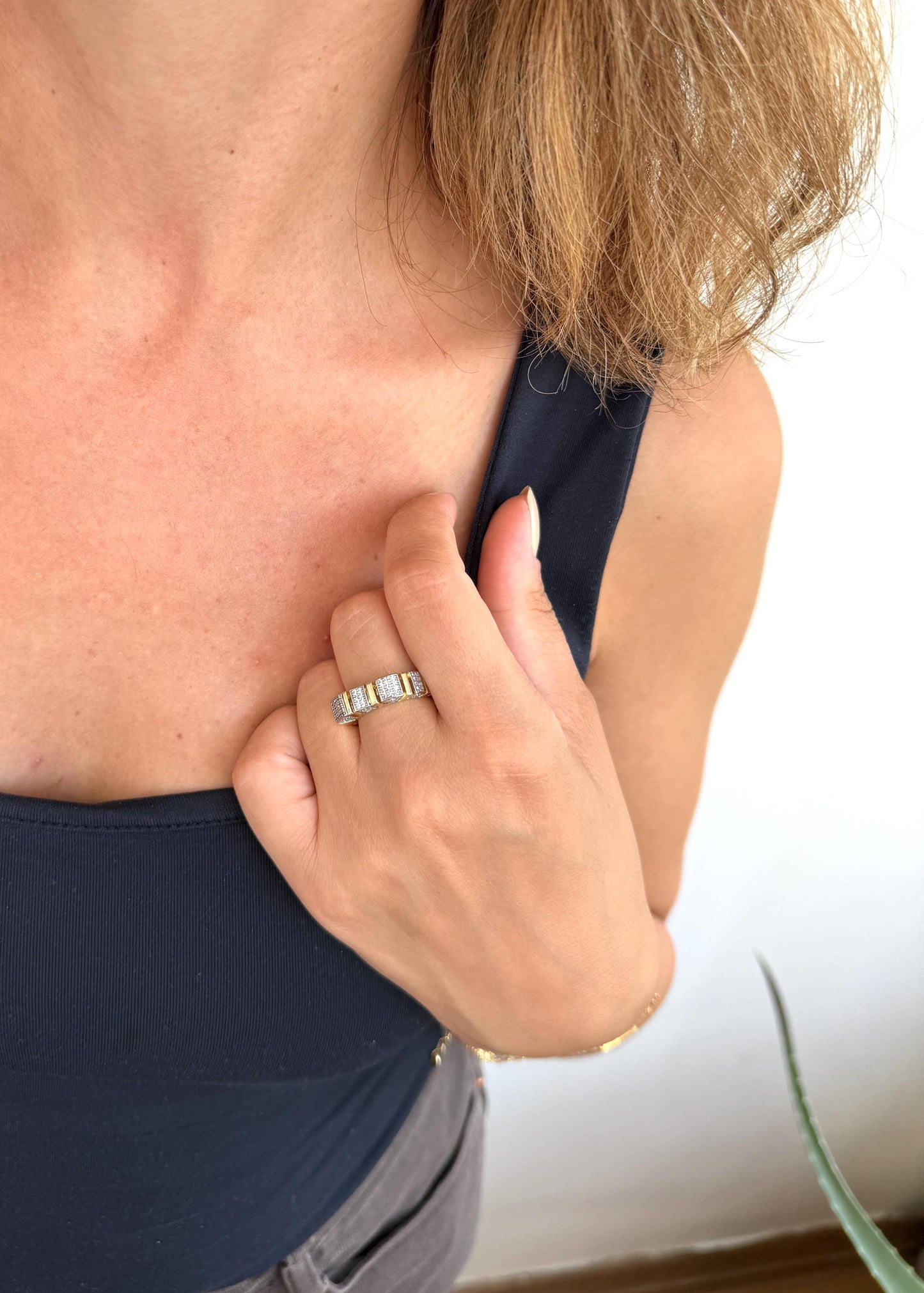 Adjustable Gold Stainless Steel Ring: Cubic Zirconia Statement Jewellery
