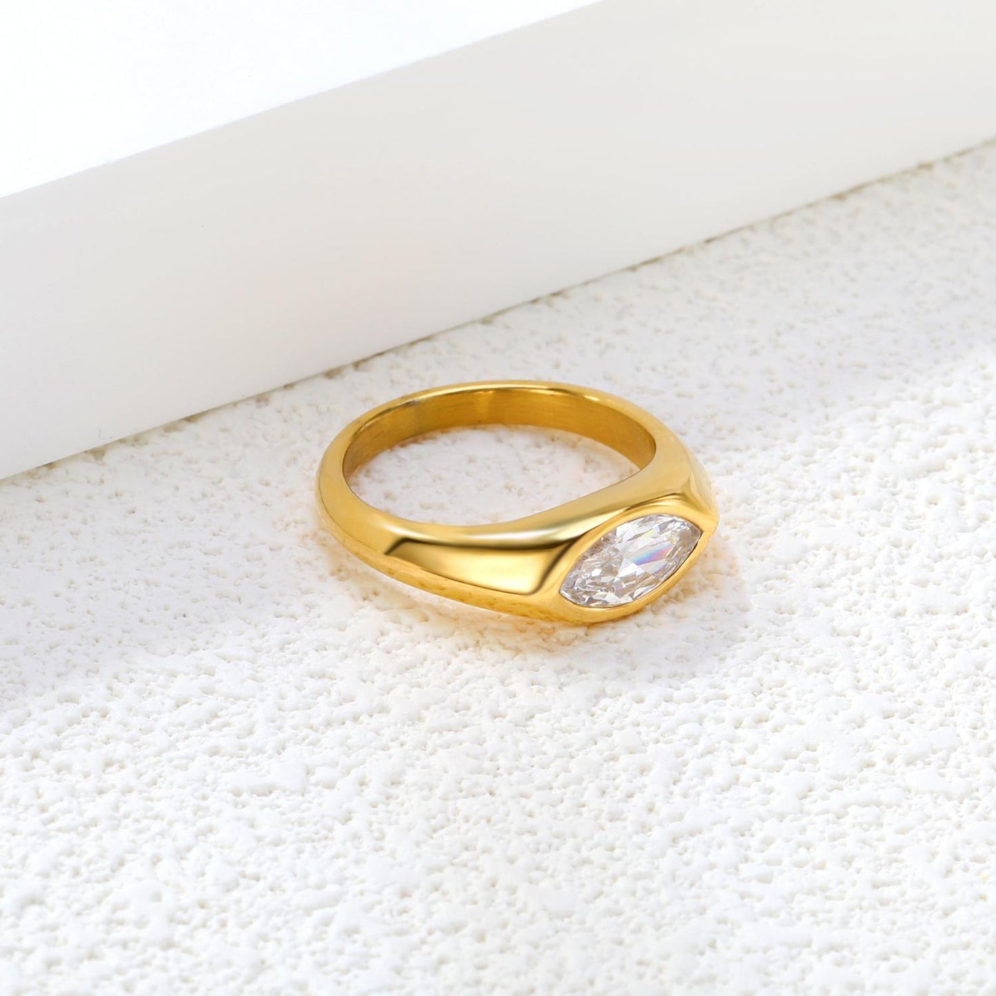 18K Gold Plated Crystal Statement Ring: Stainless Steel Band